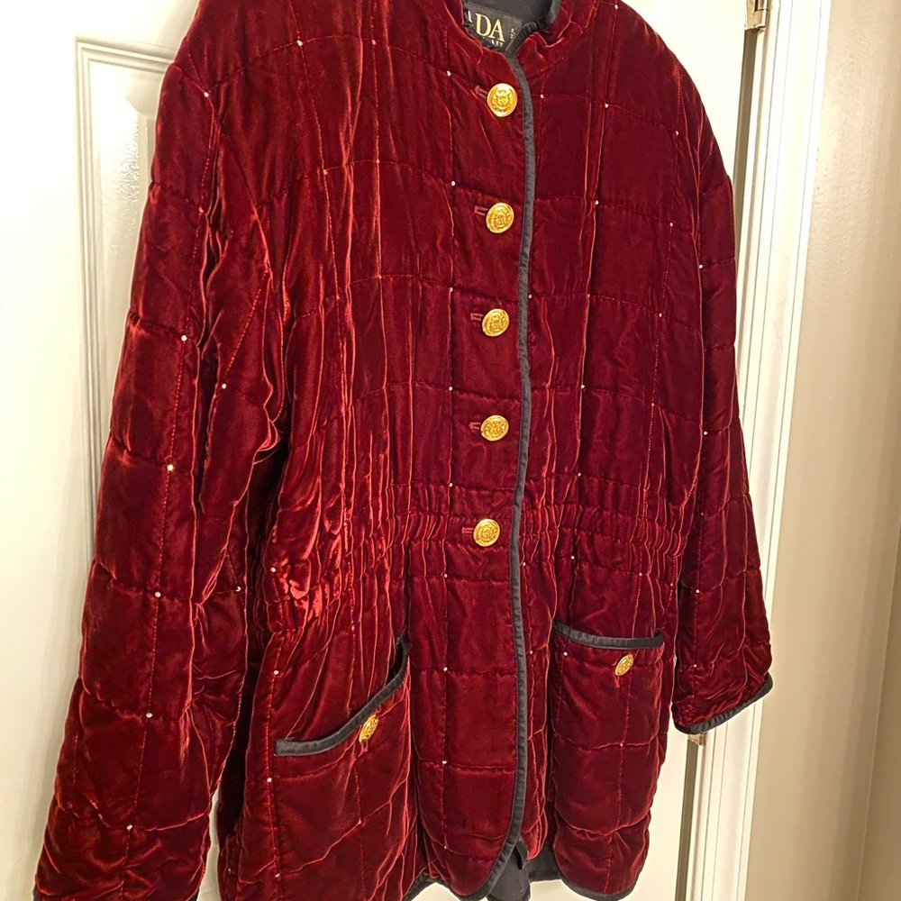 Escada Quilted Velvet Maroon Jacket Made in Italy